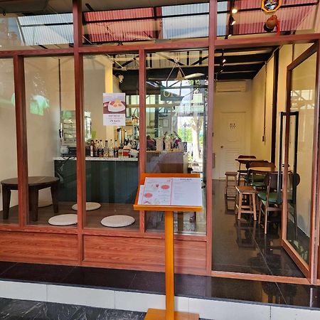 Canal View Lo-Ha Guest House, Contactless Check-In กรุงเทพมหานคร ภายนอก รูปภาพ
