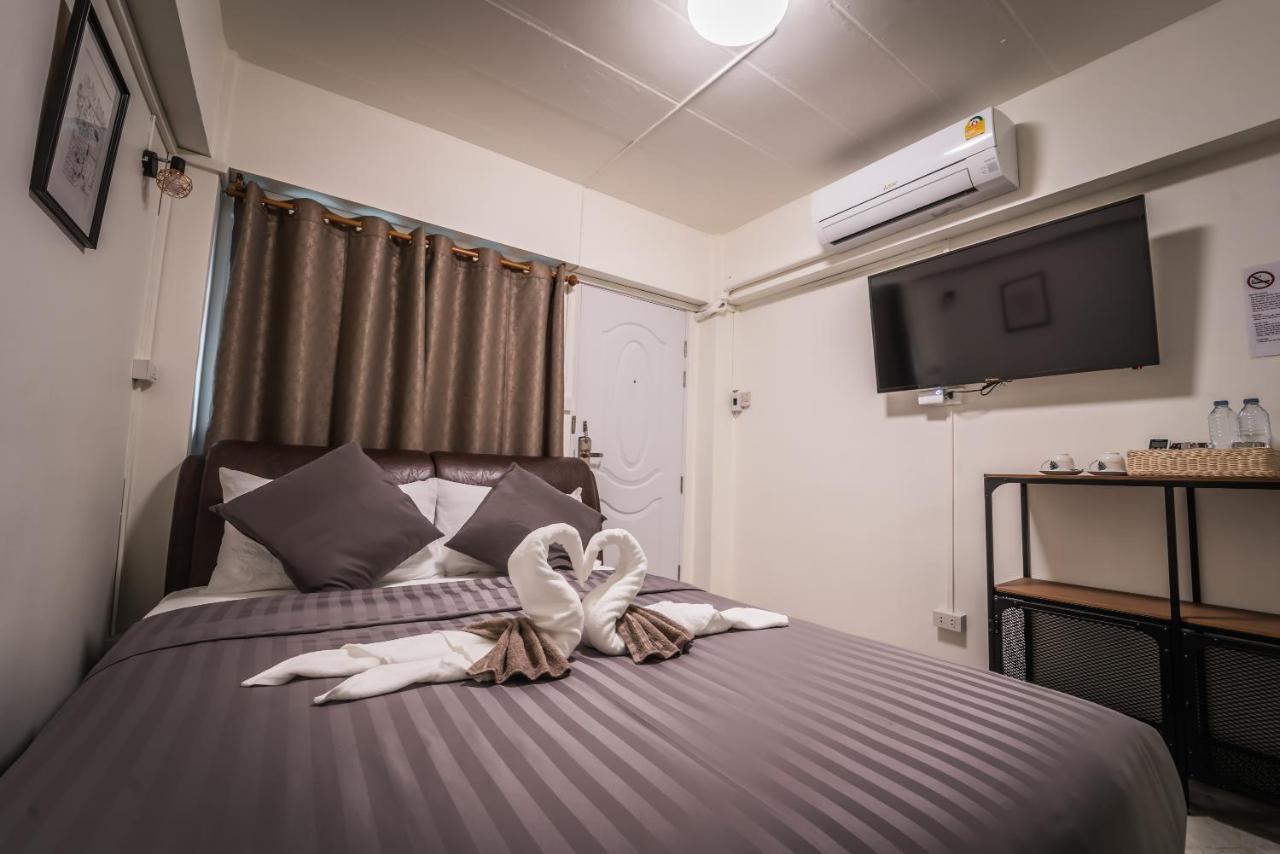 Canal View Lo-Ha Guest House, Contactless Check-In กรุงเทพมหานคร ภายนอก รูปภาพ