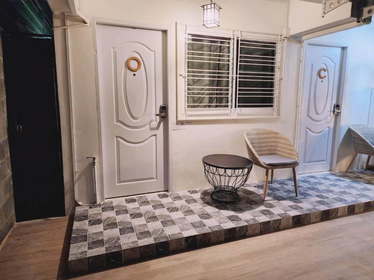 Canal View Lo-Ha Guest House, Contactless Check-In กรุงเทพมหานคร ภายนอก รูปภาพ